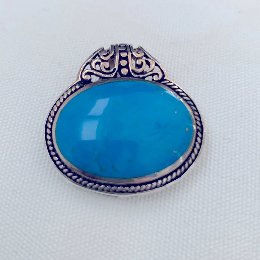 Vintage Medallion Blue stone with silver Great Gift!!🎁 - Picture 3 of 5